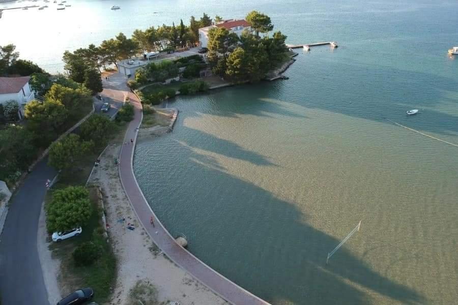 Apartman Mira I Denis Supetarska Draga Exterior photo